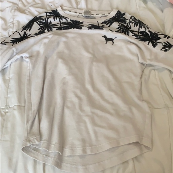 VS PINK white sweater - Picture 1 of 3